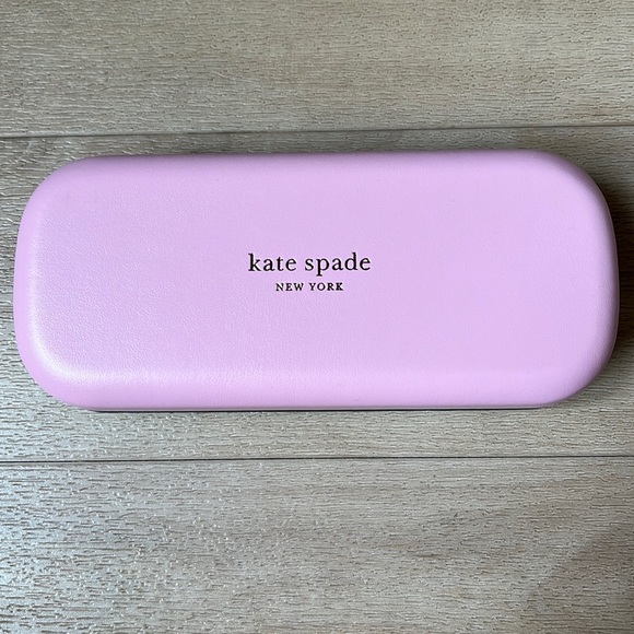 Kate Spade Case - Picture 1 of 5